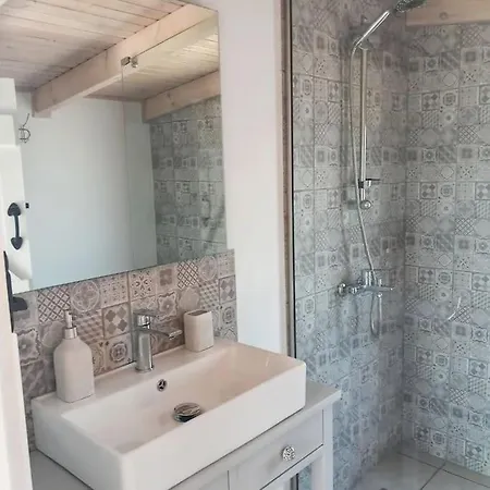 Beautiful 2 Bedroom Villa With Mountain Views Armenoi  Exterior photo