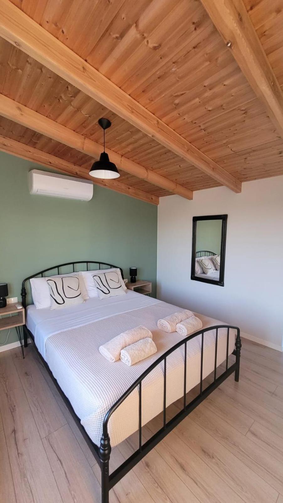 Villa Beautiful 2 Bedroom With Mountain Views *